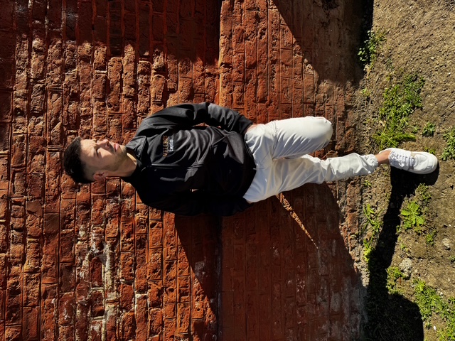 Indumentaria publicitaria empresarial - Vista alternativa